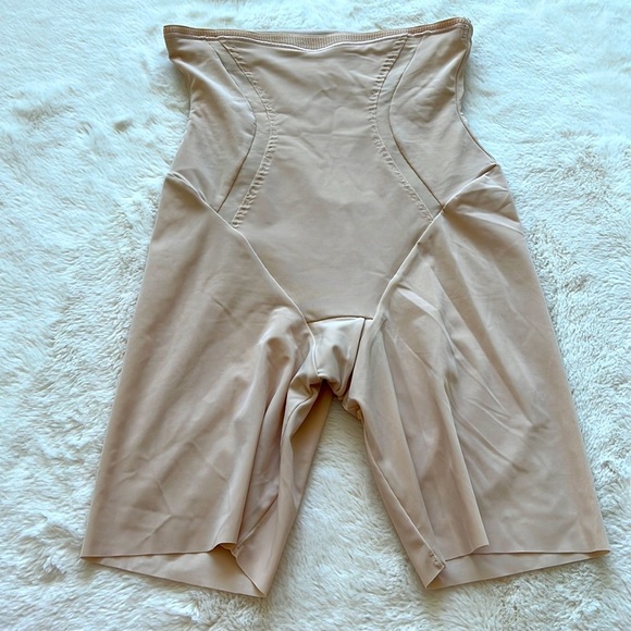 Maidenform slimmer  size S - Picture 1 of 5